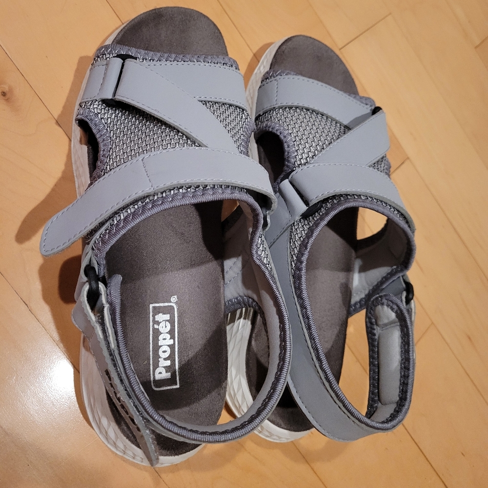 Propet Sandals - Picture 3 of 6